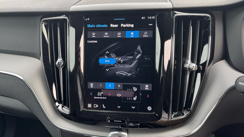 Volvo XC60 2.0 B5P Plus Black Edition 5dr AWD Geartronic Petrol Estate